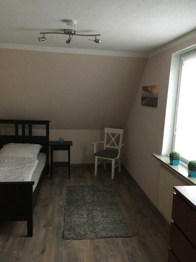 Gasthaus Kaiserhof, Zimmer & Appartament Butjadingen Εξωτερικό φωτογραφία